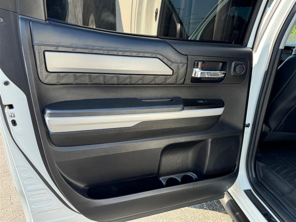 Toyota Tundra Platinum CrewMax 5.7L 4WD 2020