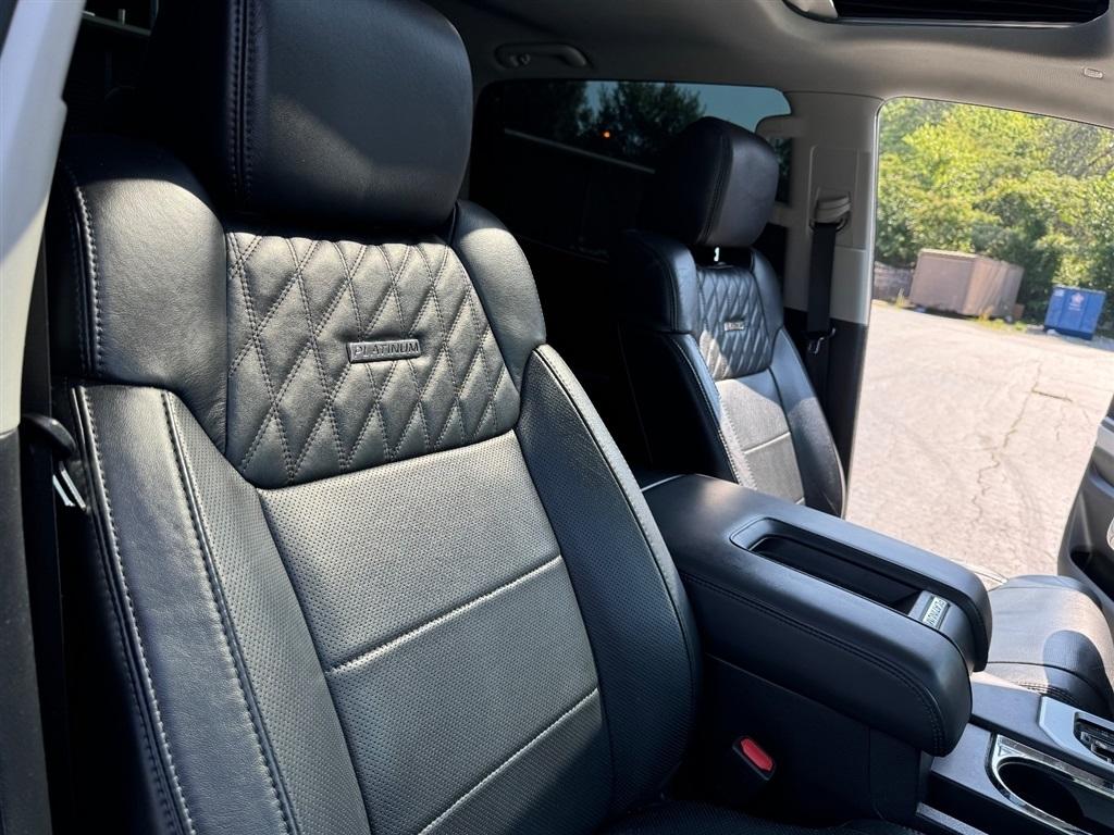 Toyota Tundra Platinum CrewMax 5.7L 4WD 2020