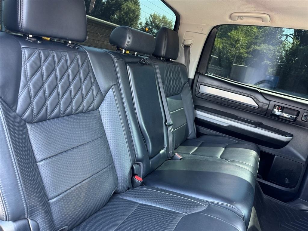 Toyota Tundra Platinum CrewMax 5.7L 4WD 2020
