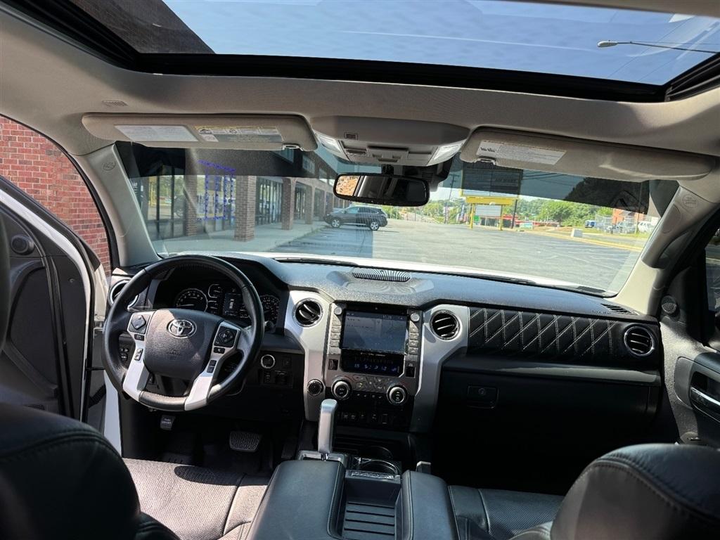 Toyota Tundra Platinum CrewMax 5.7L 4WD 2020