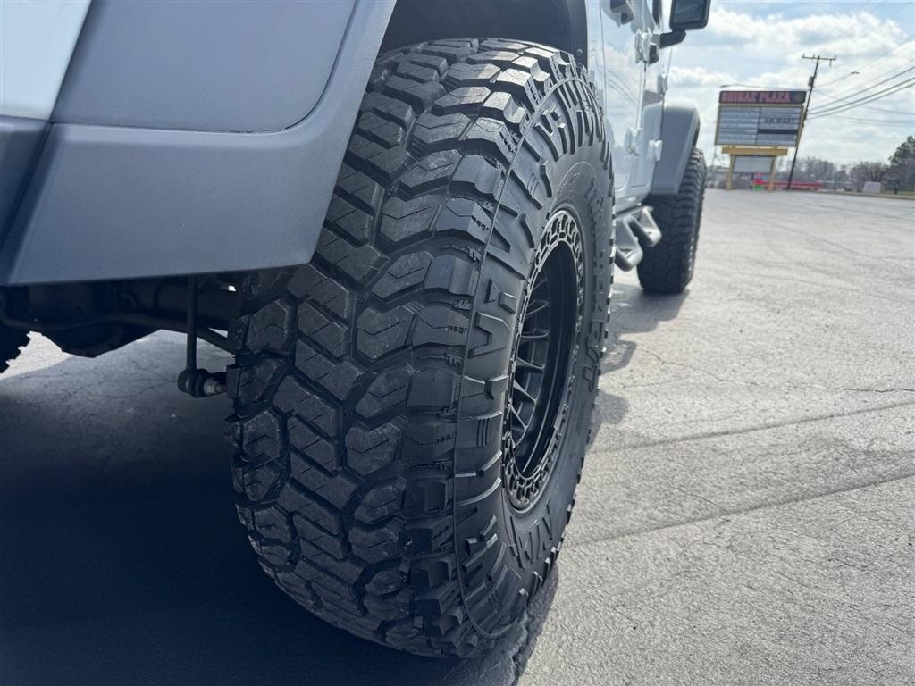 Jeep Gladiator Sport 2023