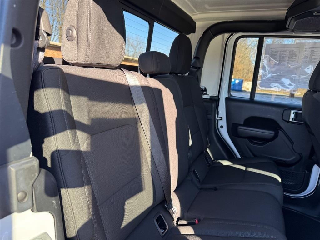 Jeep Gladiator Sport 2023