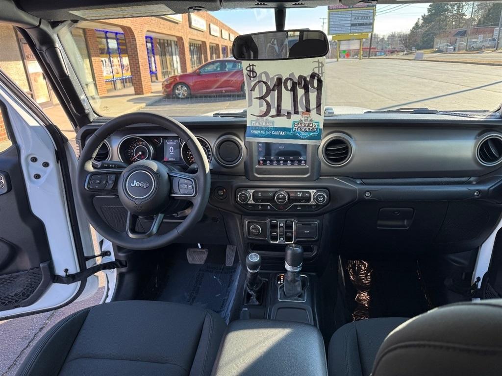 Jeep Gladiator Sport 2023