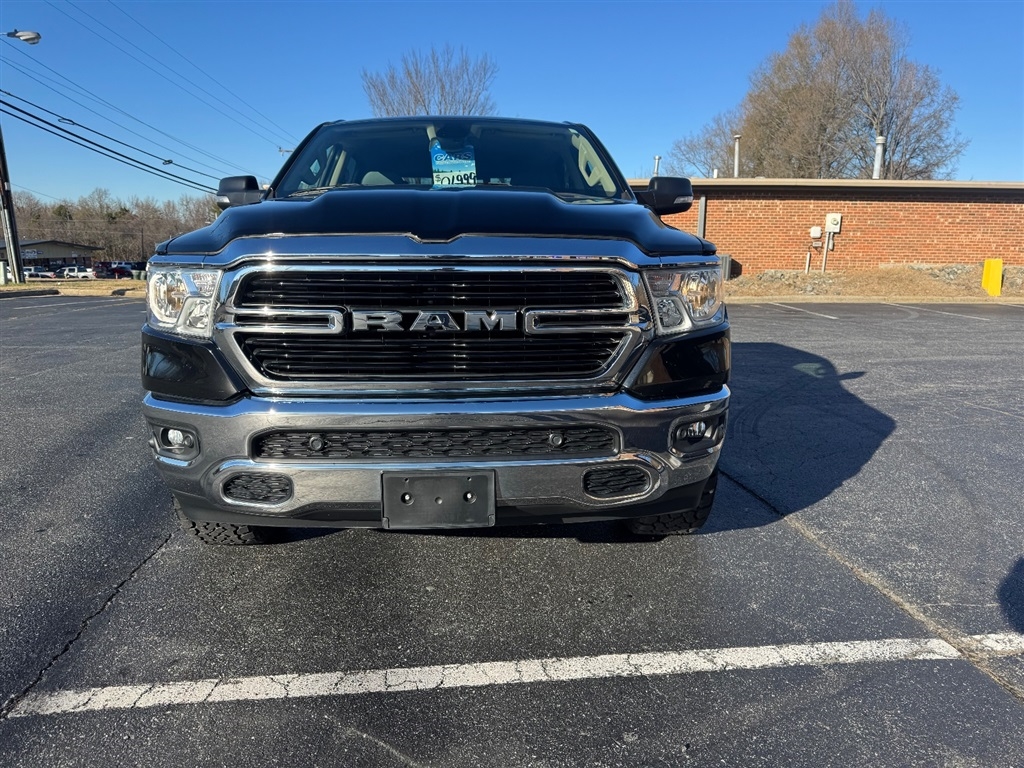 RAM 1500 Big Horn Crew Cab SWB 4WD 2019