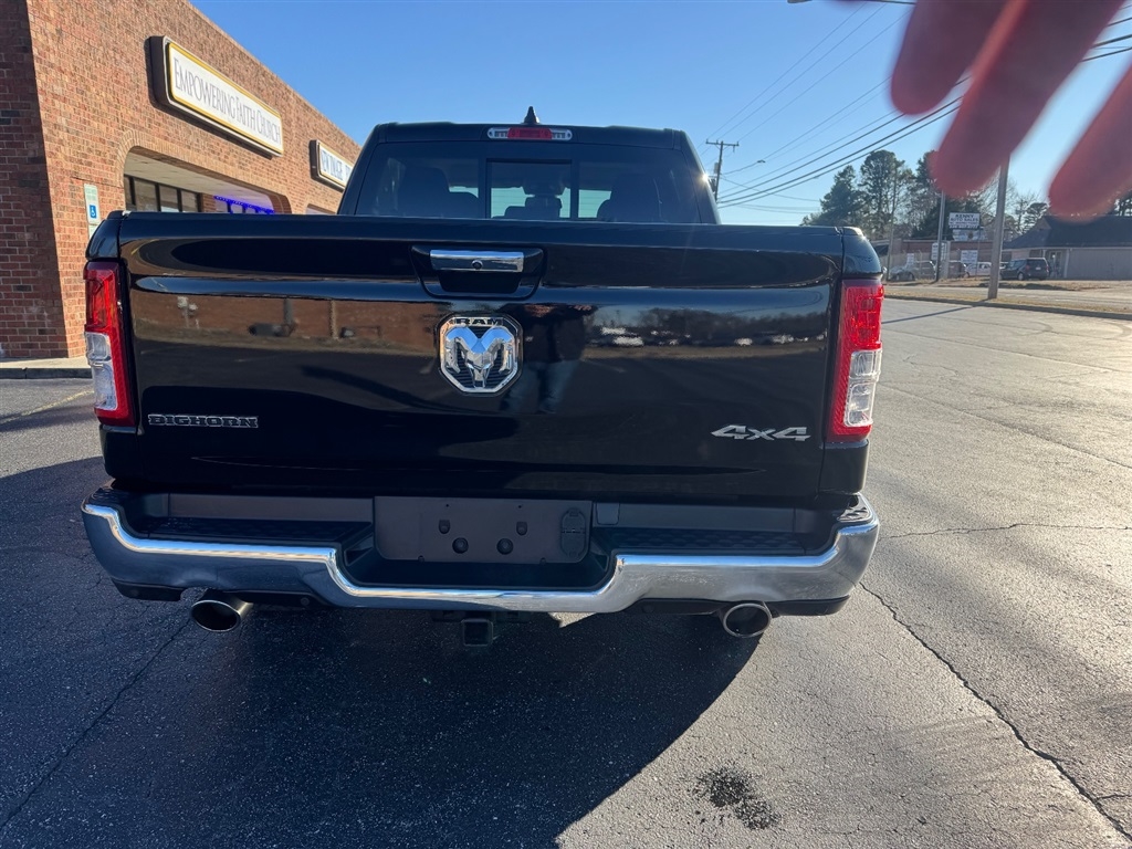 RAM 1500 Big Horn Crew Cab SWB 4WD 2019