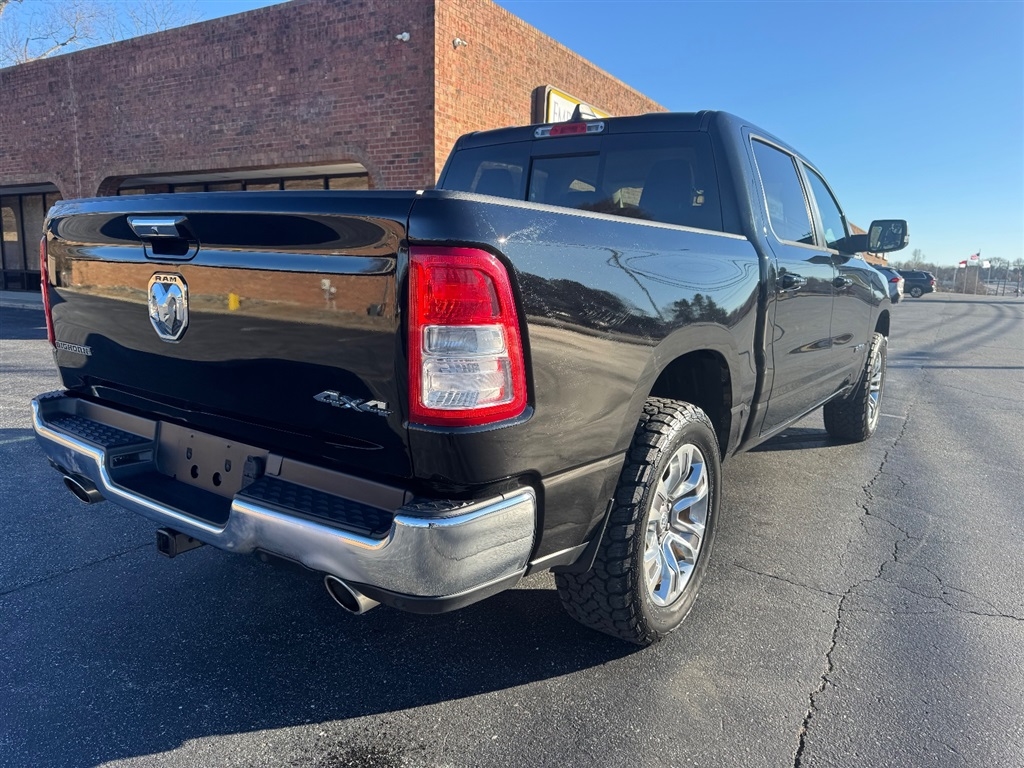 RAM 1500 Big Horn Crew Cab SWB 4WD 2019
