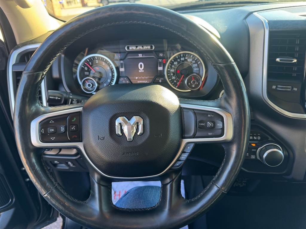 RAM 1500 Big Horn Crew Cab SWB 4WD 2019