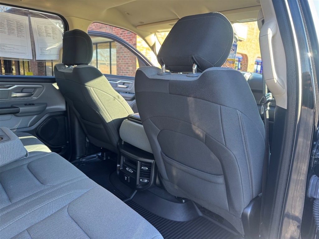 RAM 1500 Big Horn Crew Cab SWB 4WD 2019
