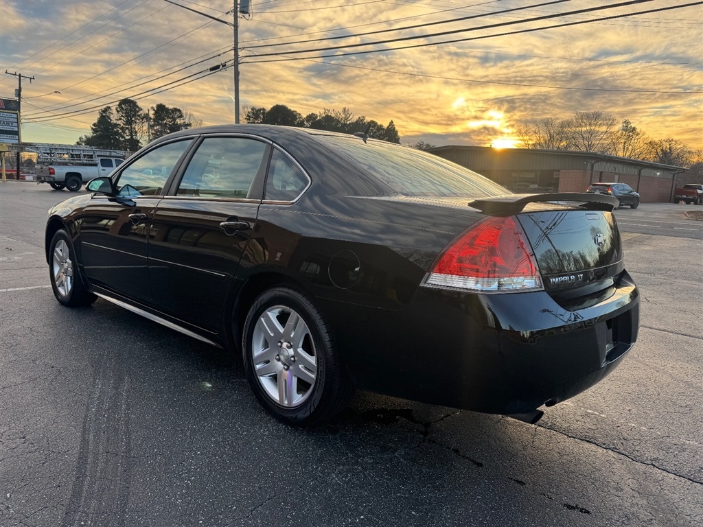 Chevrolet Impala LT (Fleet) 2012