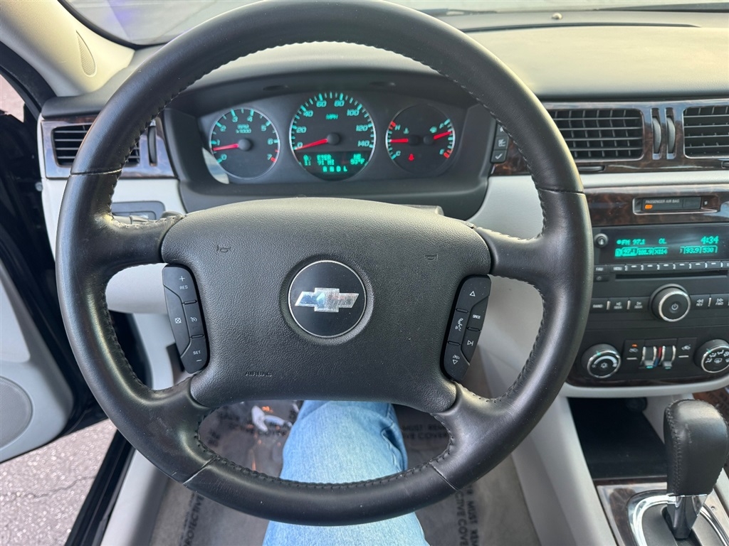 Chevrolet Impala LT (Fleet) 2012