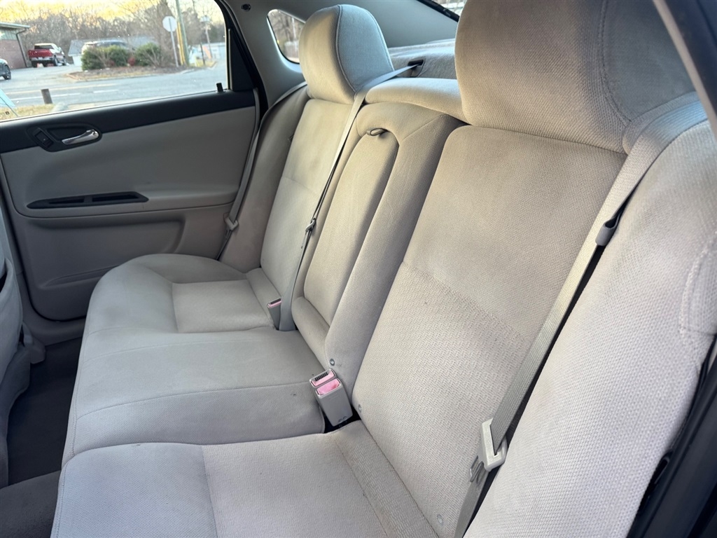 Chevrolet Impala LT (Fleet) 2012