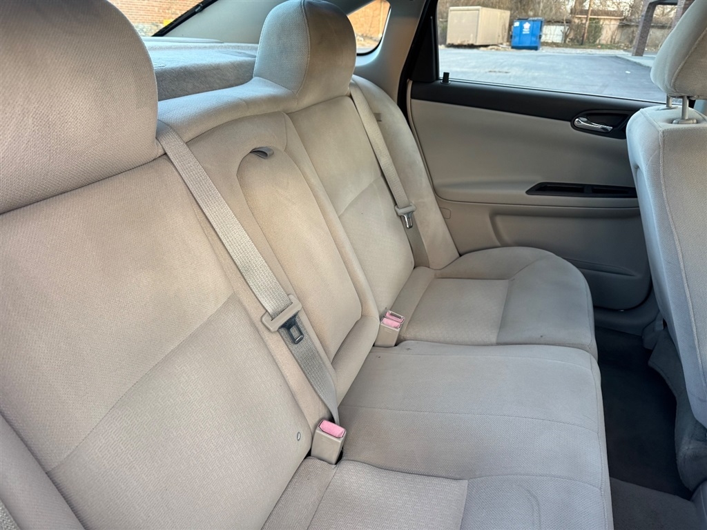 Chevrolet Impala LT (Fleet) 2012