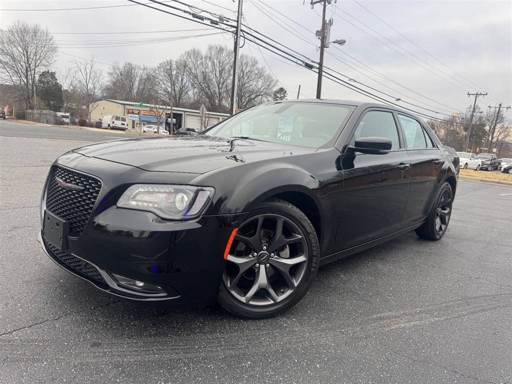 Chrysler 300 S V6 2023