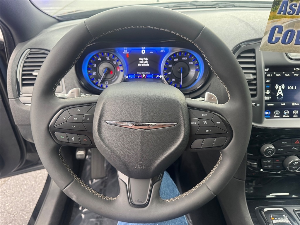 Chrysler 300 S V6 2023