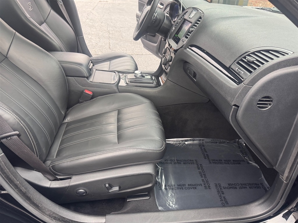 Chrysler 300 S V6 2023