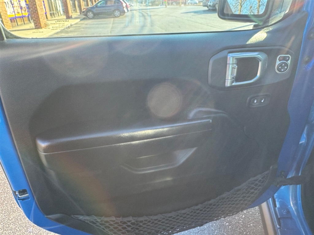 Jeep Wrangler Unlimited Willys Sport 4x4 2021