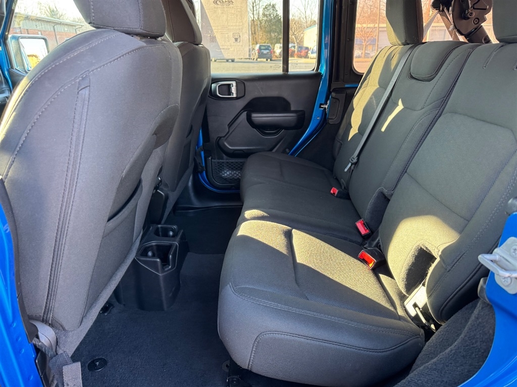 Jeep Wrangler Unlimited Willys Sport 4x4 2021