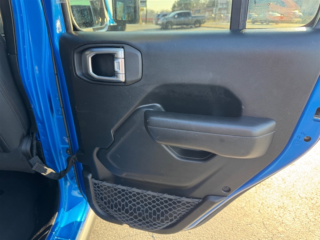 Jeep Wrangler Unlimited Willys Sport 4x4 2021