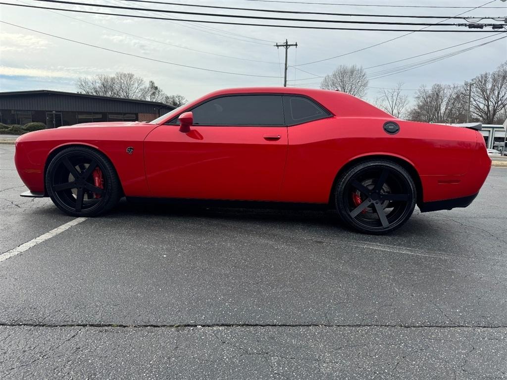 Dodge Challenger SRT Hellcat 2016
