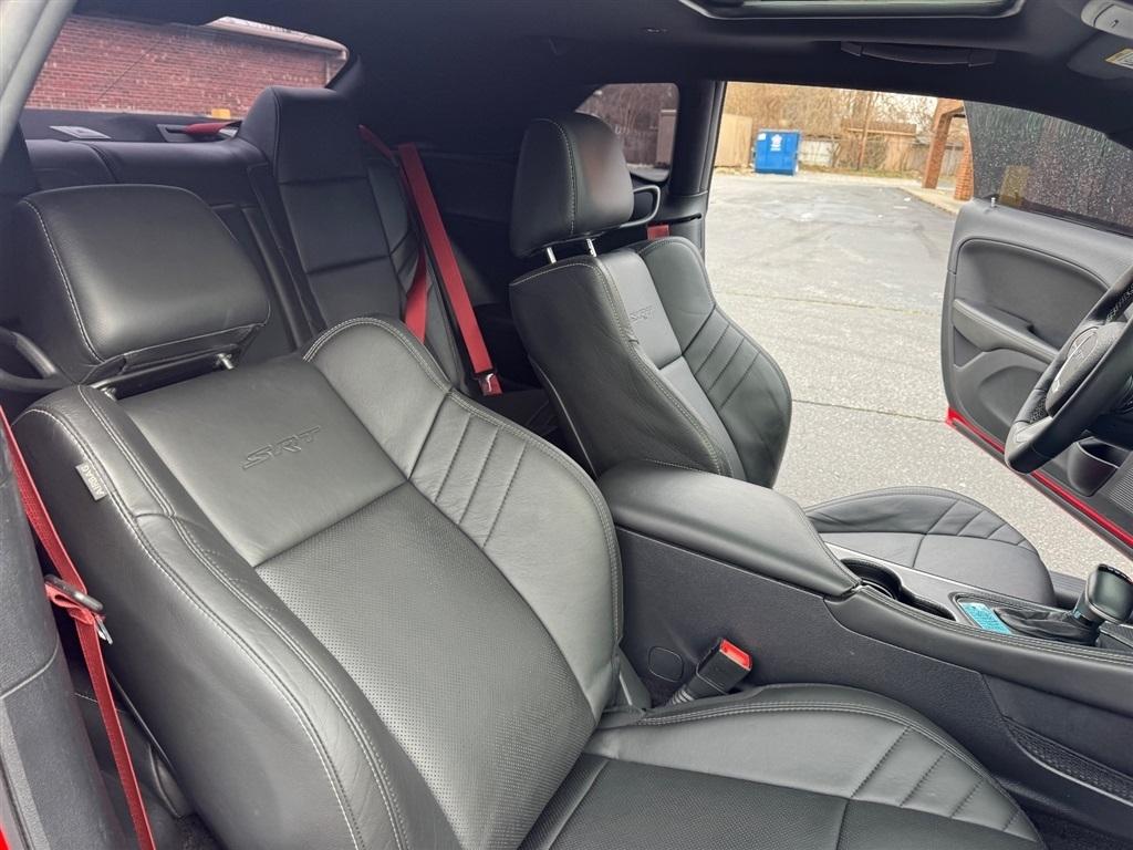 Dodge Challenger SRT Hellcat 2016