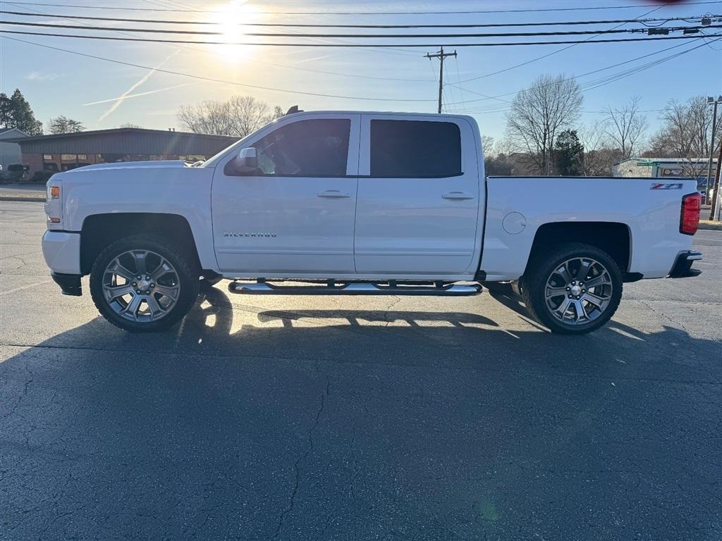 Chevrolet Silverado 1500 LT Crew Cab 4WD 2017