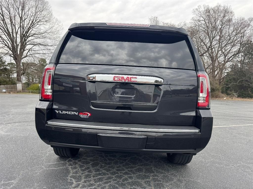 GMC Yukon Denali 4WD 2020