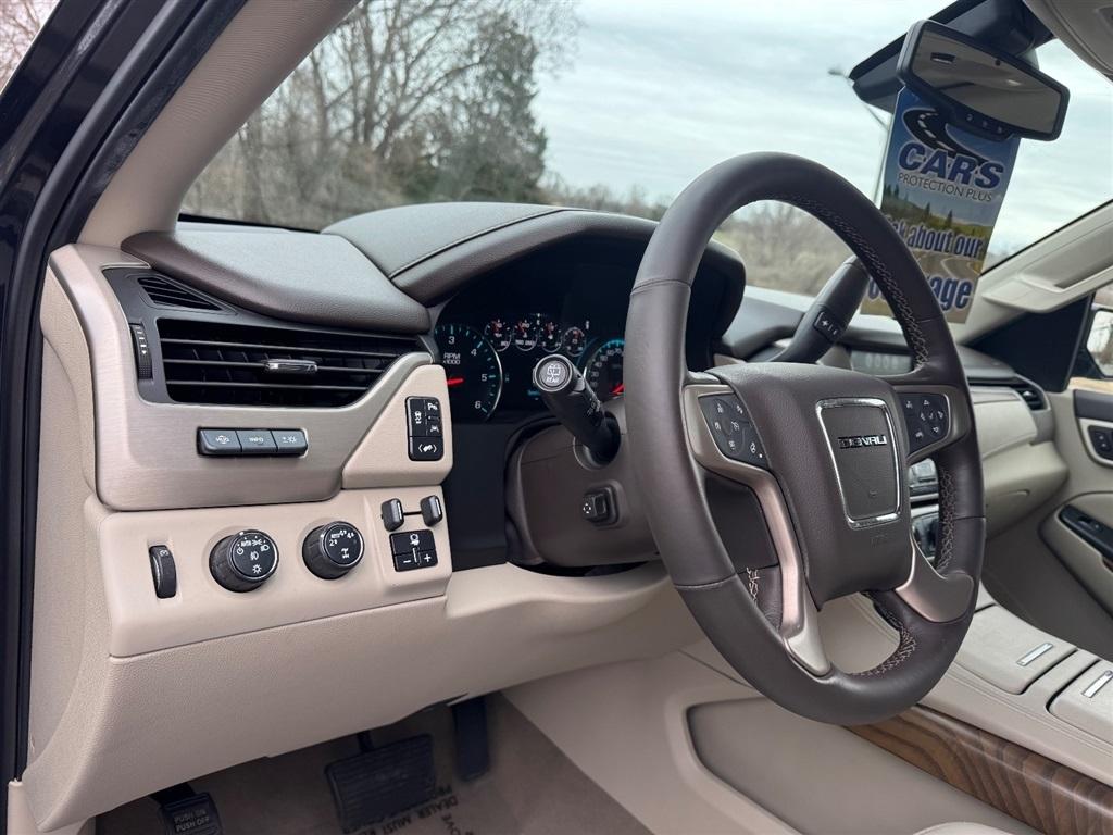 GMC Yukon Denali 4WD 2020