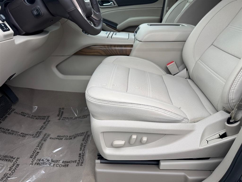 GMC Yukon Denali 4WD 2020