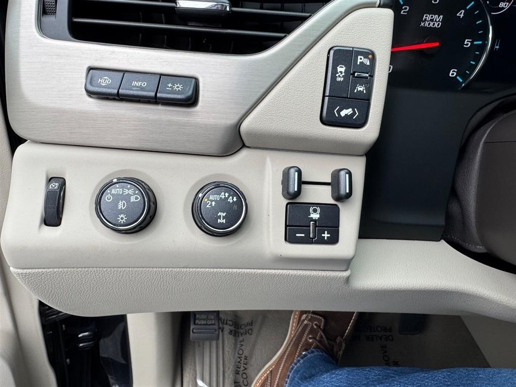 GMC Yukon Denali 4WD 2020