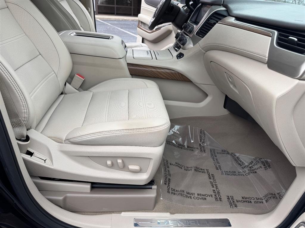 GMC Yukon Denali 4WD 2020