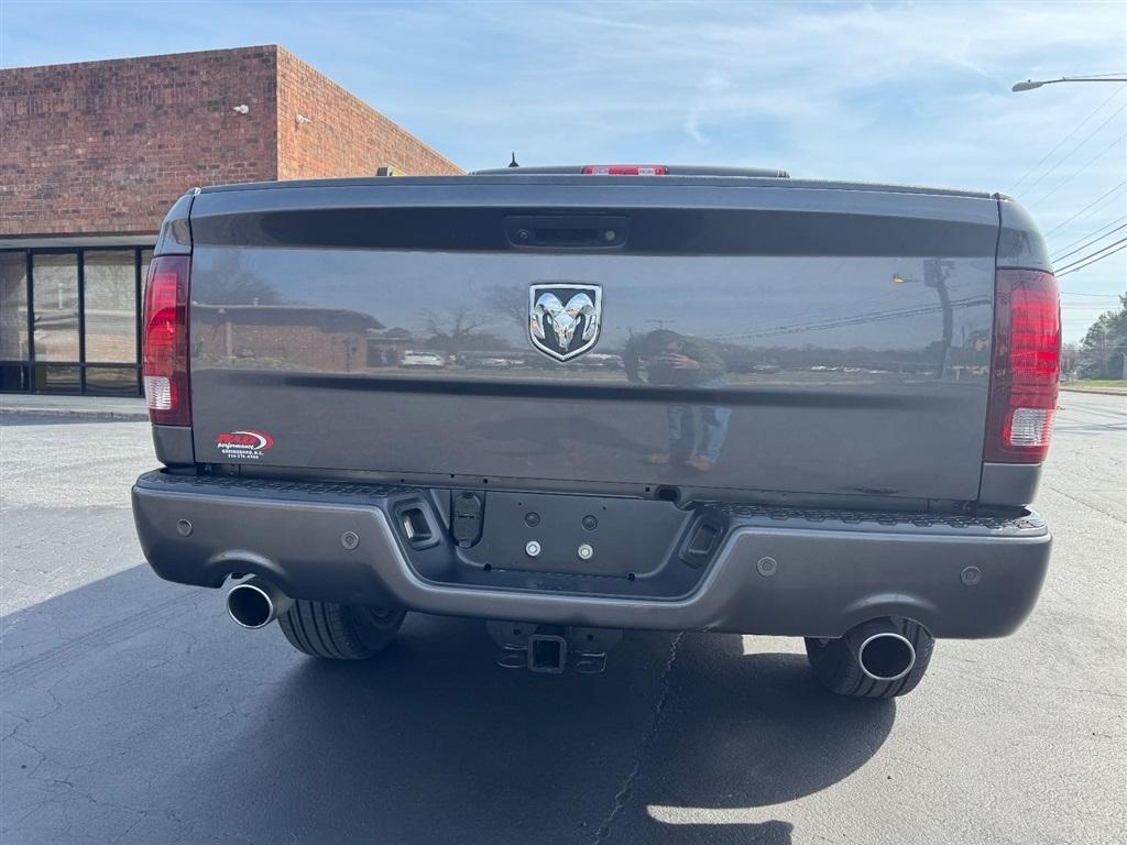 RAM 1500 Sport Crew Cab SWB 2WD 2017