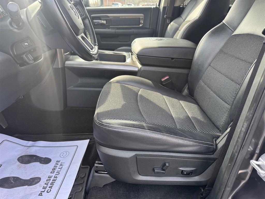 RAM 1500 Sport Crew Cab SWB 2WD 2017