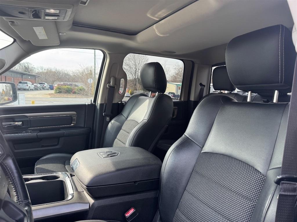 RAM 1500 Sport Crew Cab SWB 2WD 2017