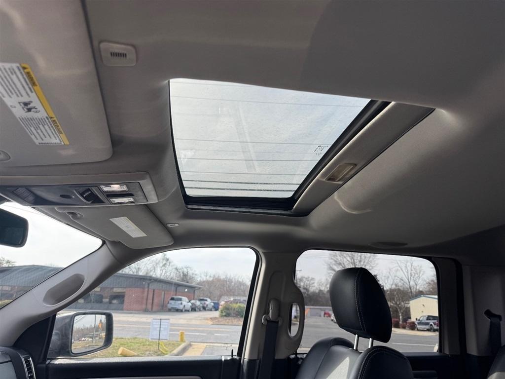 RAM 1500 Sport Crew Cab SWB 2WD 2017