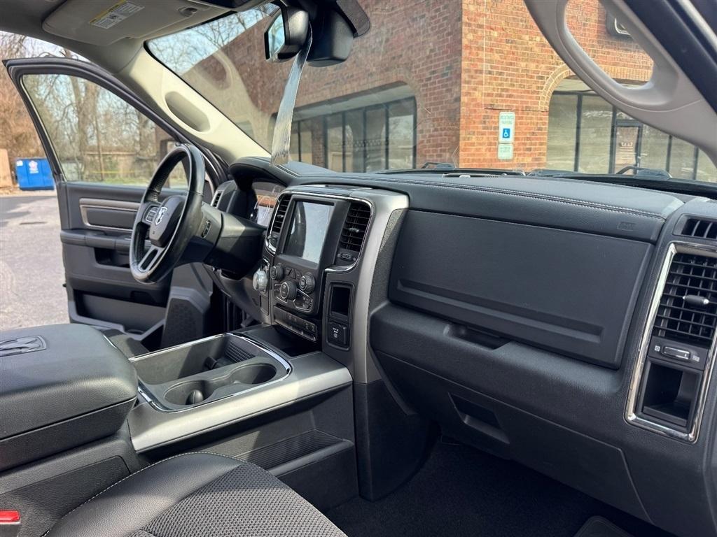 RAM 1500 Sport Crew Cab SWB 2WD 2017