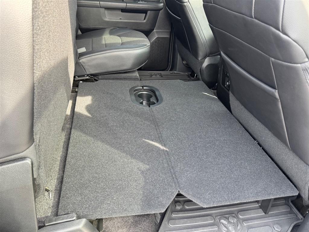 RAM 1500 Sport Crew Cab SWB 2WD 2017