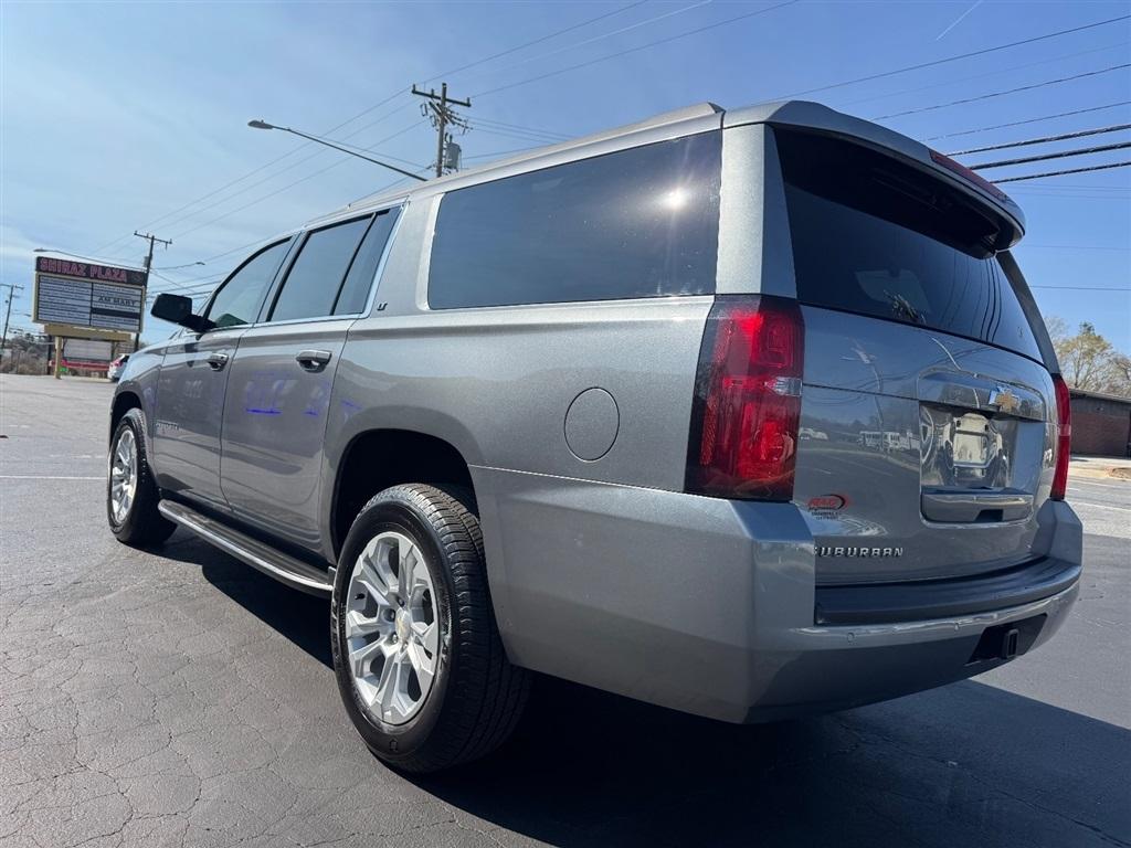 Chevrolet Suburban LT 4WD 2019