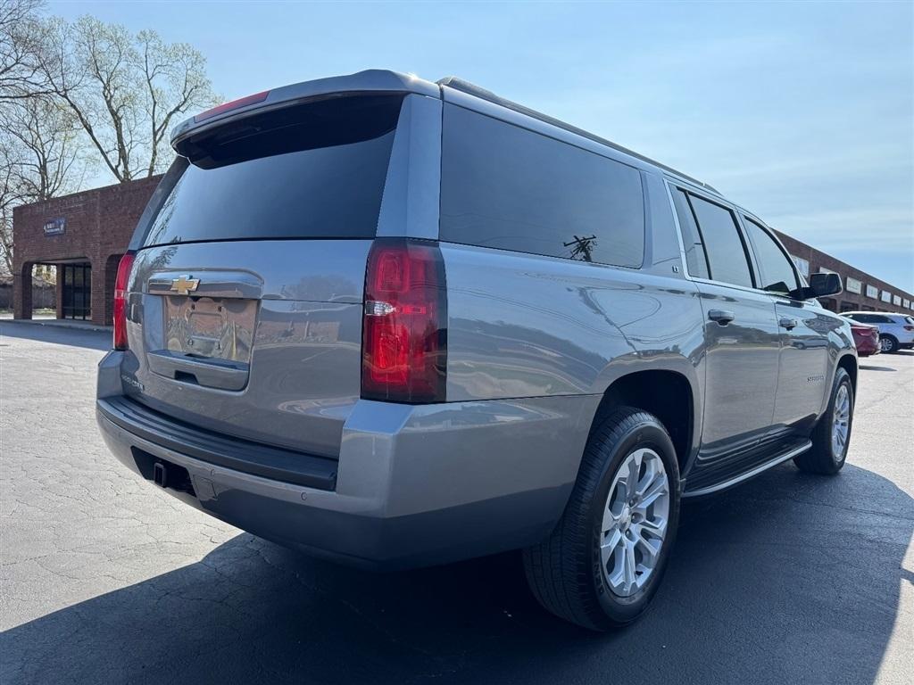 Chevrolet Suburban LT 4WD 2019