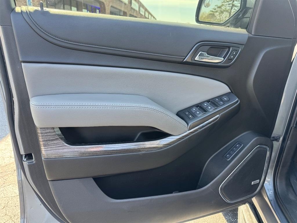 Chevrolet Suburban LT 4WD 2019