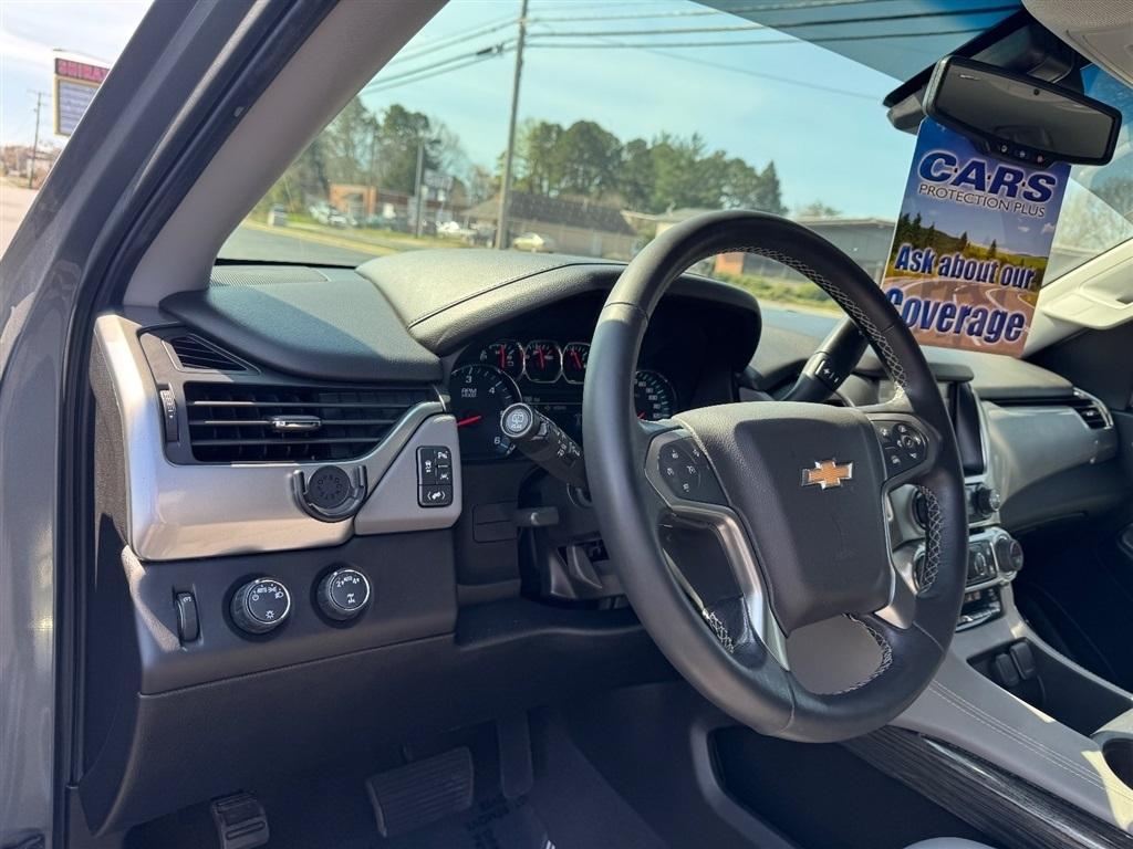 Chevrolet Suburban LT 4WD 2019