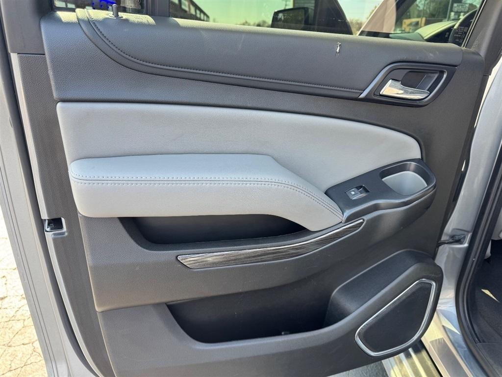 Chevrolet Suburban LT 4WD 2019