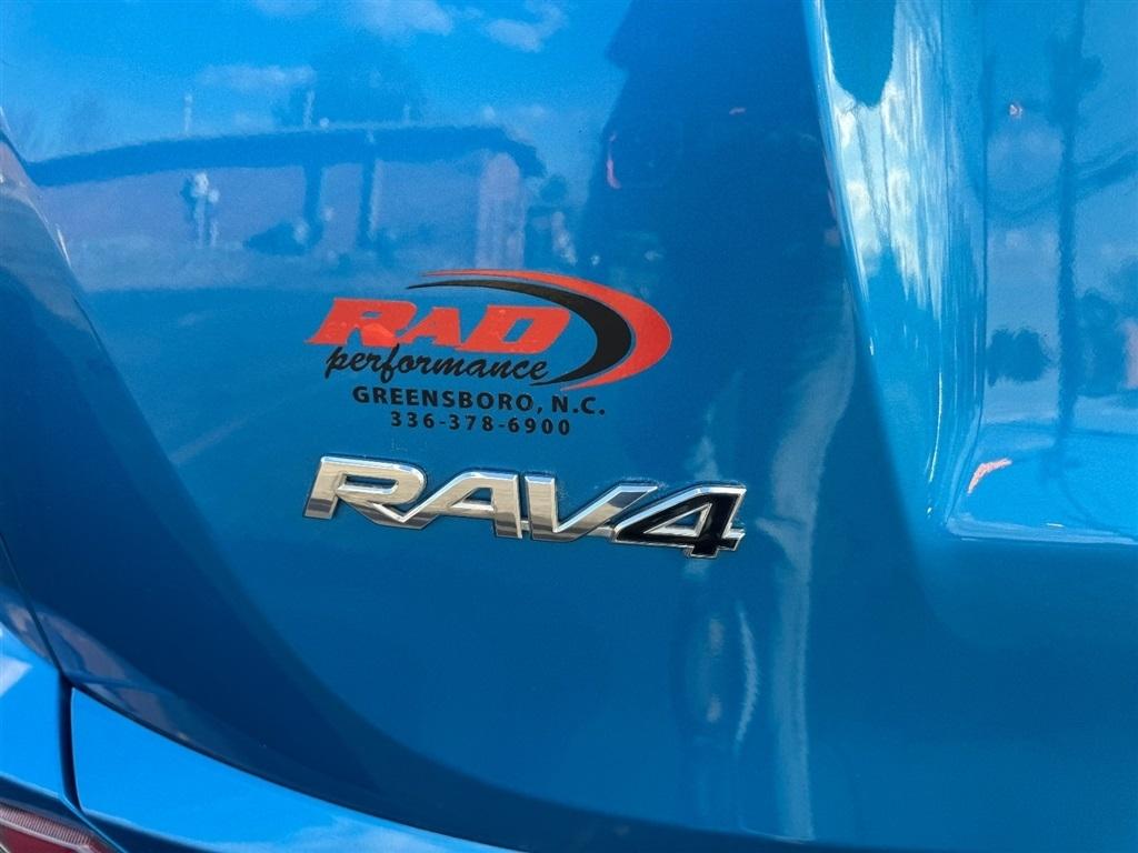 Toyota RAV4 XLE AWD 2016