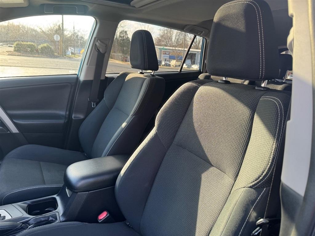 Toyota RAV4 XLE AWD 2016