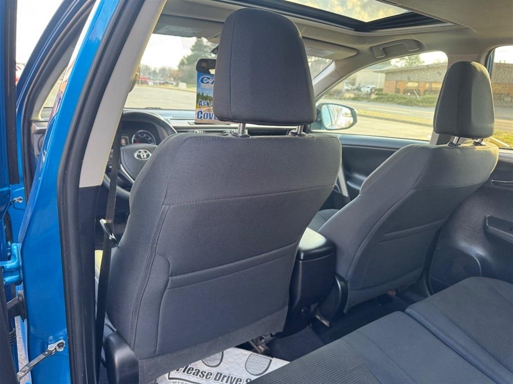 Toyota RAV4 XLE AWD 2016