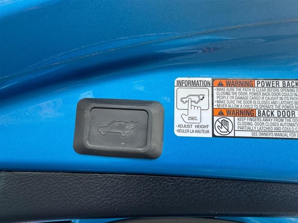 Toyota RAV4 XLE AWD 2016