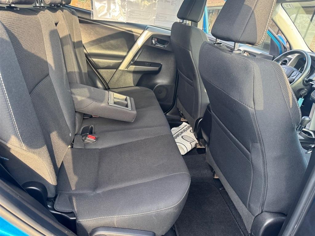 Toyota RAV4 XLE AWD 2016