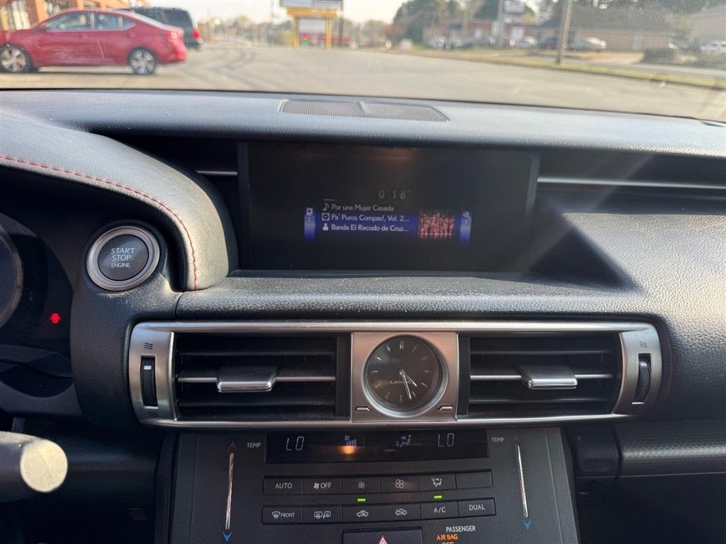 Lexus IS 250 RWD 2015