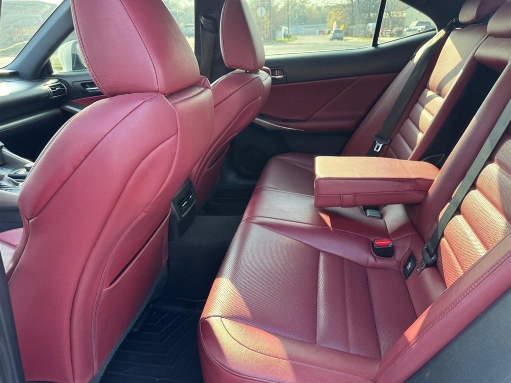 Lexus IS 250 RWD 2015