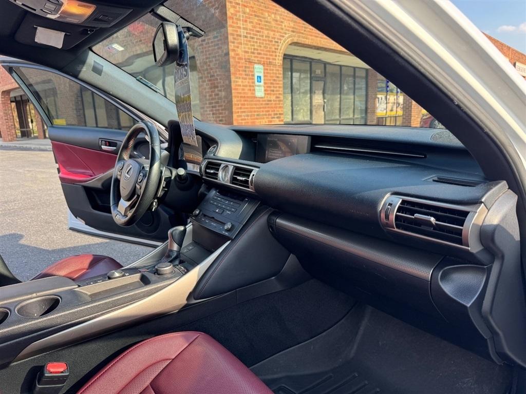 Lexus IS 250 RWD 2015