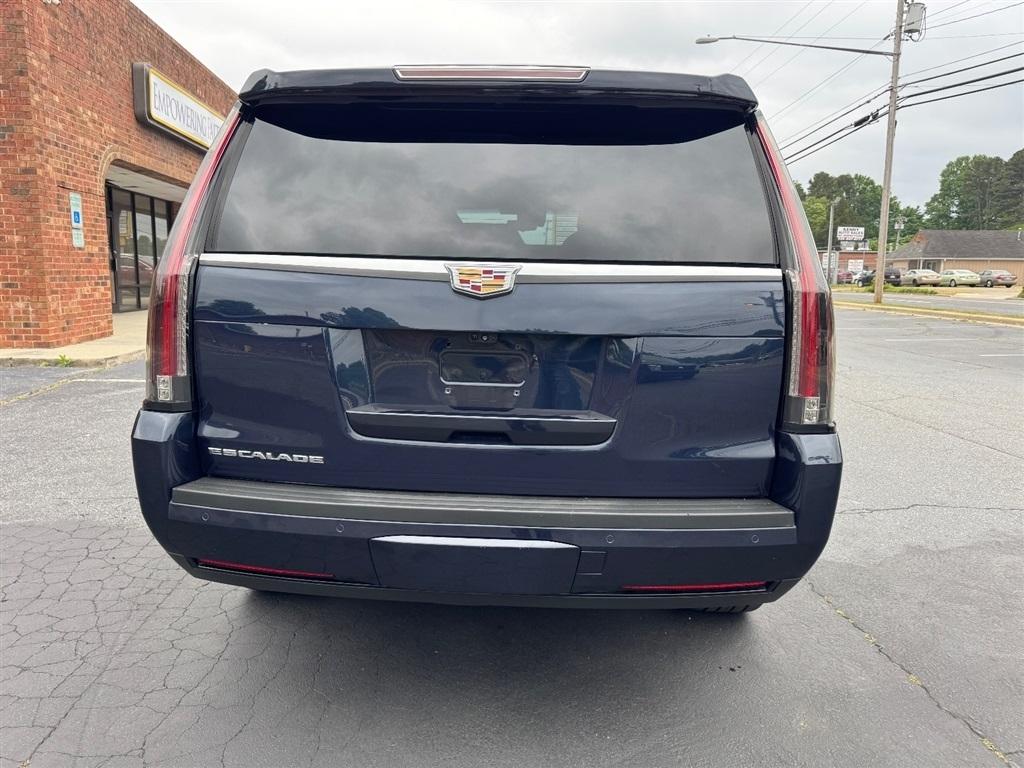 Cadillac Escalade Luxury 4WD 2019